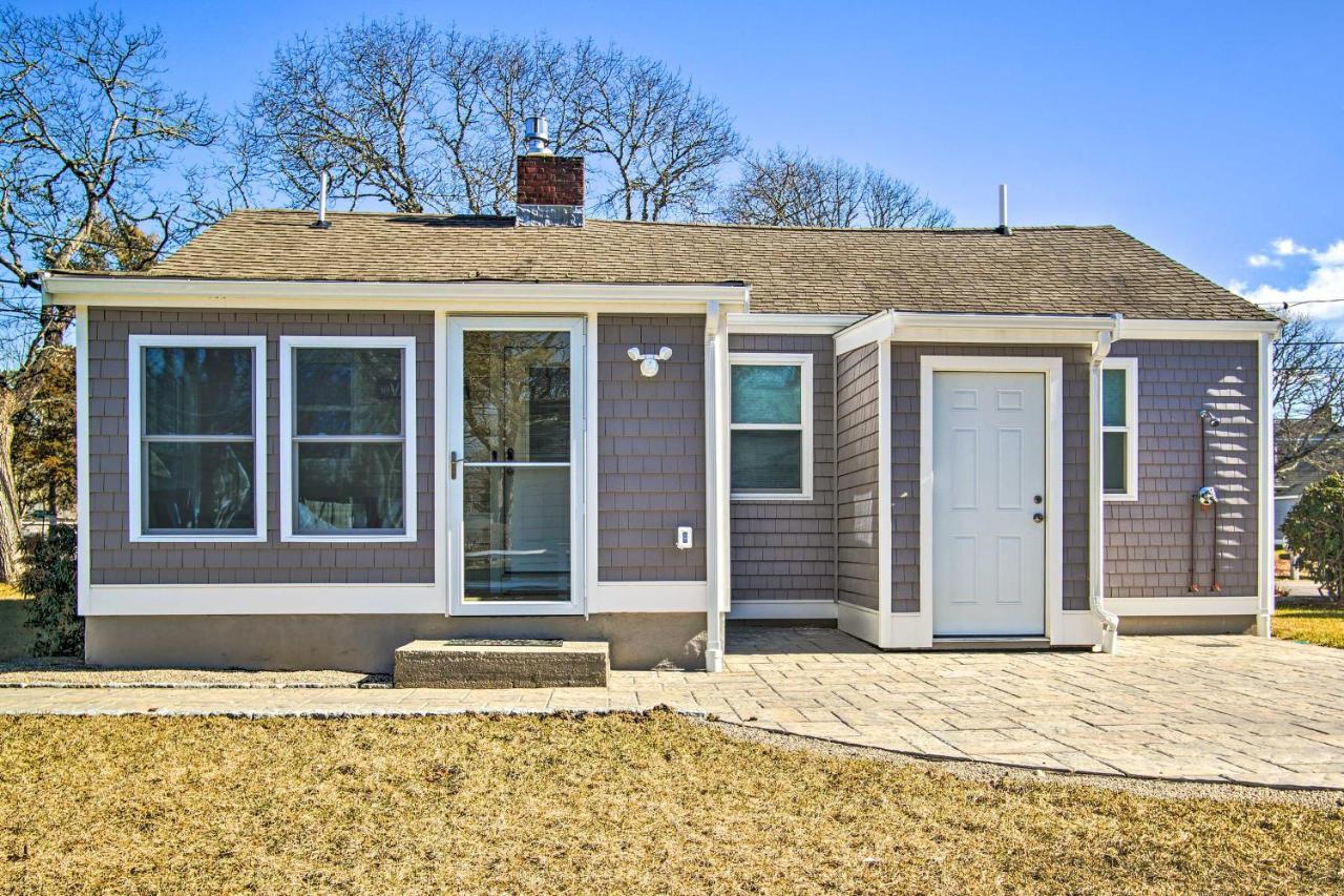 Pristine Buzzards Bay Cottage Walk to Beach! Bourne Esterno foto